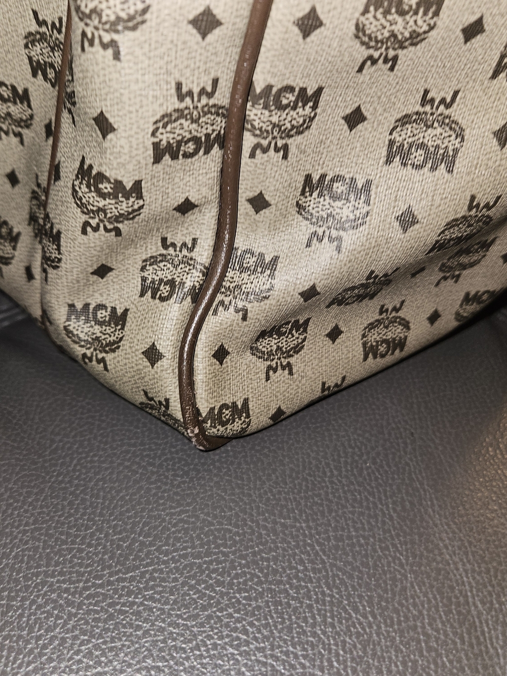 MCM Coated Canvas Messenger with Brown Trim - Picture 7 of 7